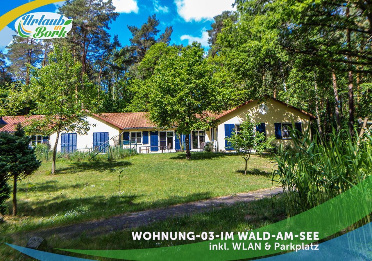 Jagd-Angler-Suite-03-Im-Wald-Am-See Kyritz Extérieur photo
