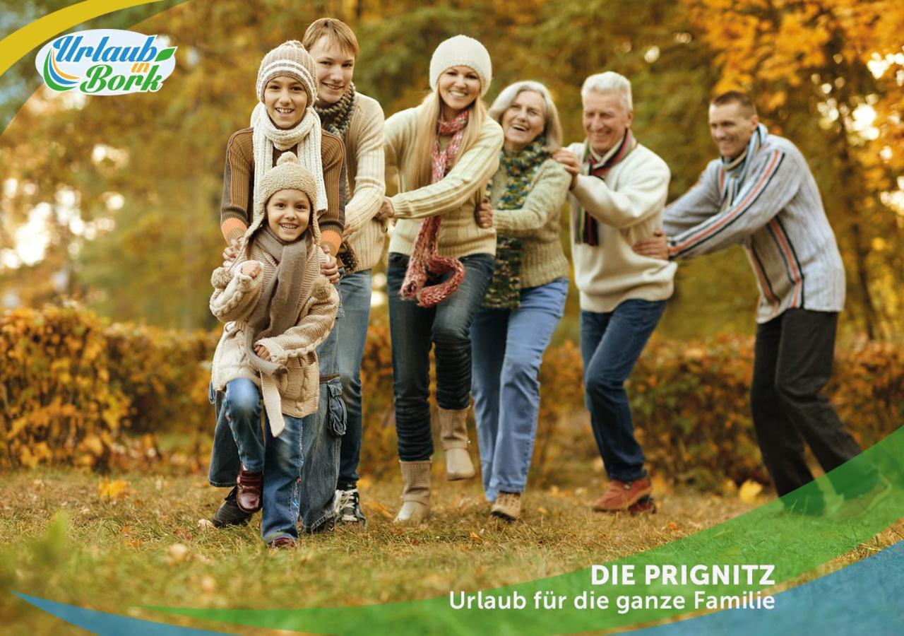 Jagd-Angler-Suite-03-Im-Wald-Am-See Kyritz Extérieur photo