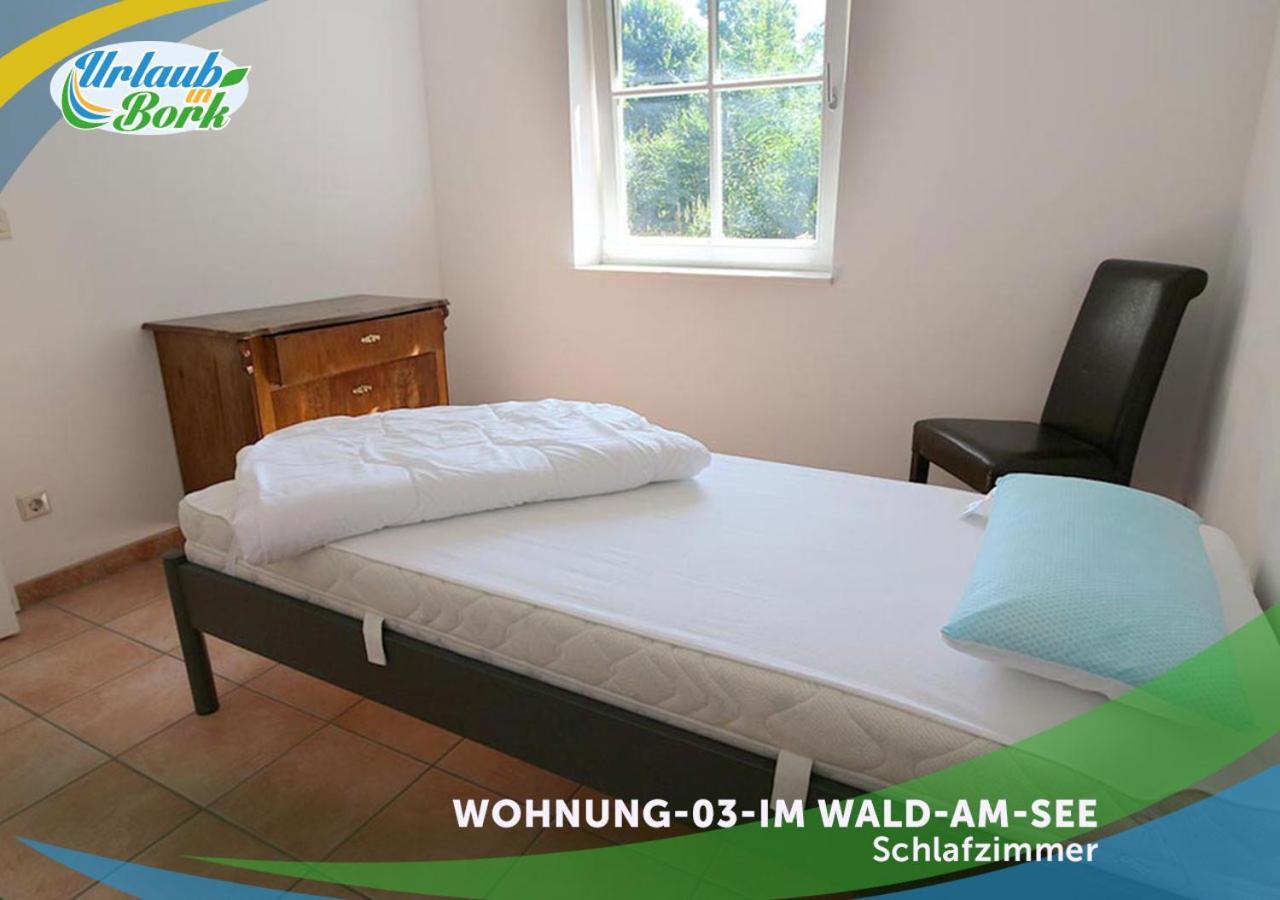 Jagd-Angler-Suite-03-Im-Wald-Am-See Kyritz Extérieur photo